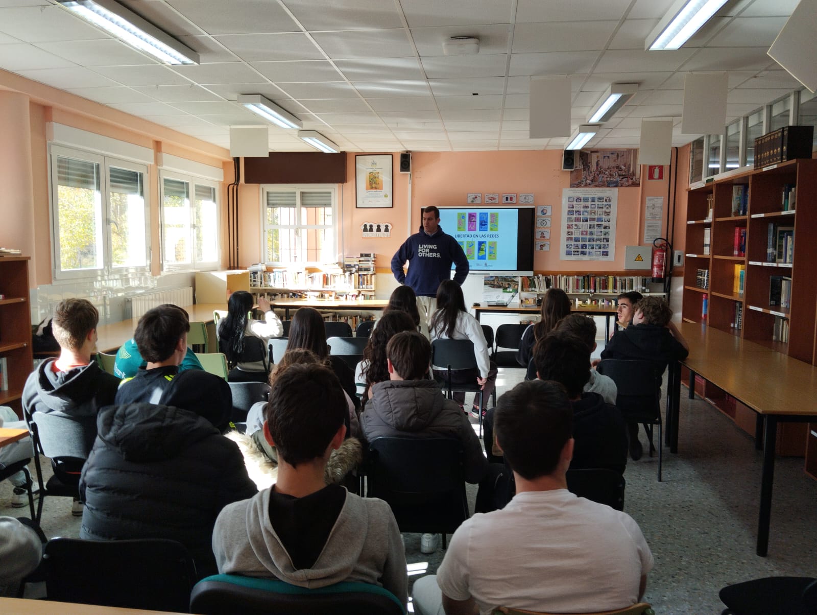 Navegando por la Libertad en las Redes: Taller en Burgos